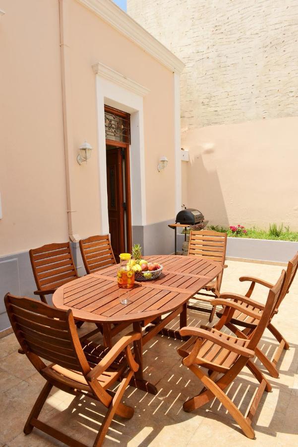 Classical Villa Archontiko D&M Rhodes City Extérieur photo